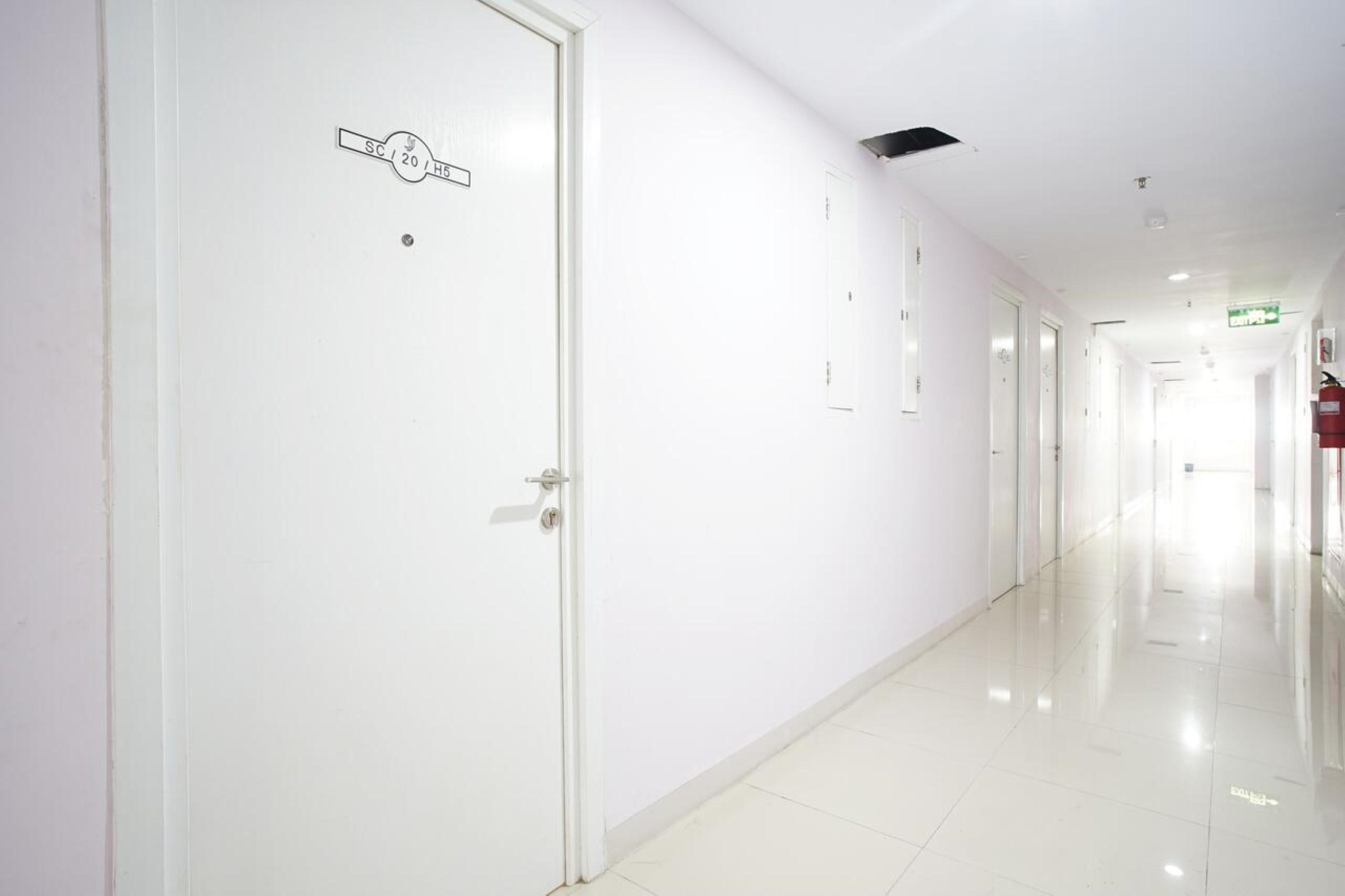 Apartemen Green Pramuka City Джакарта Экстерьер фото
